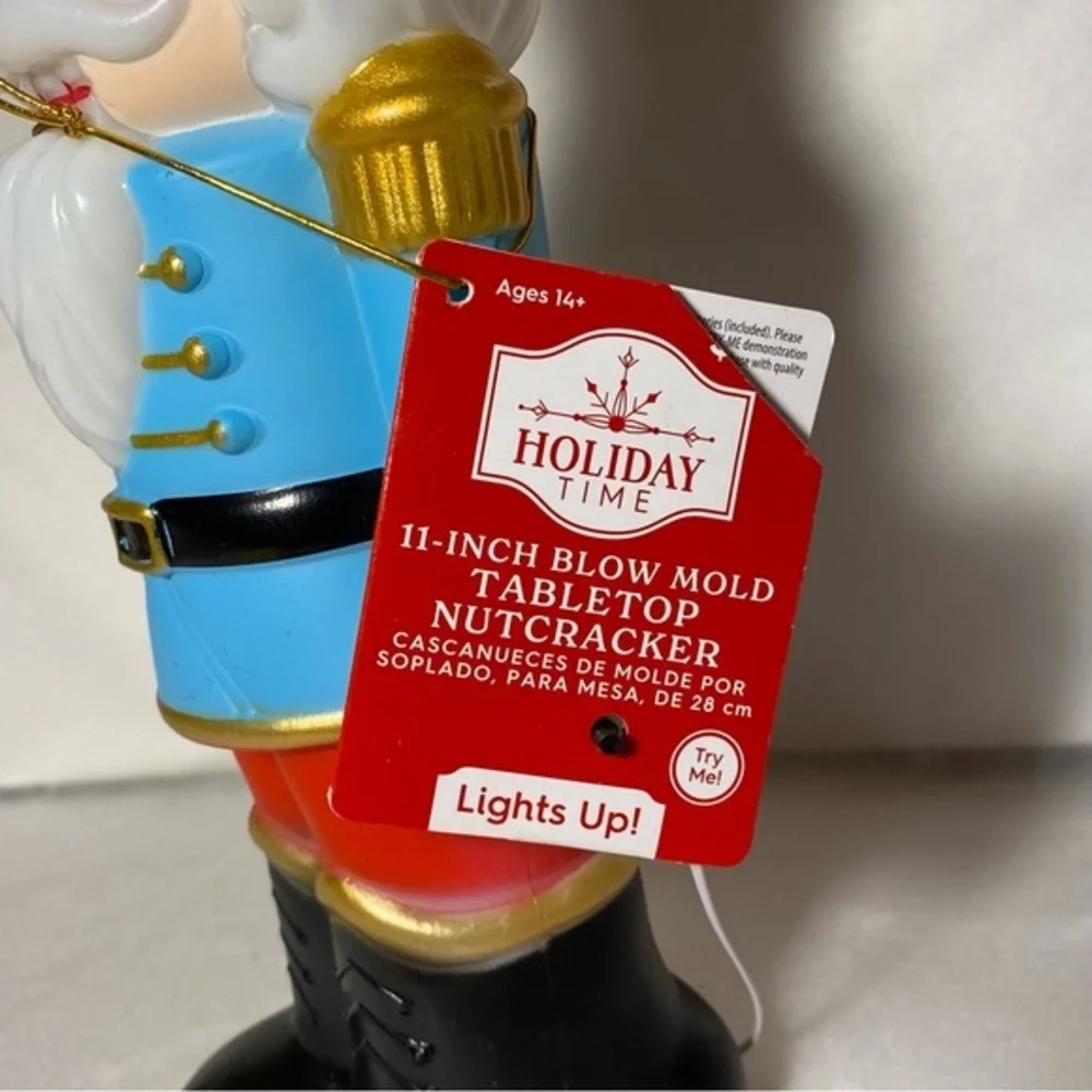 New Blow Mold Nut Cracker Table Top 11” Lights Up‎